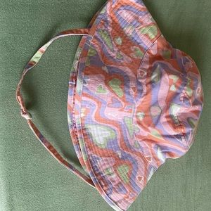 Colourful bucket hat